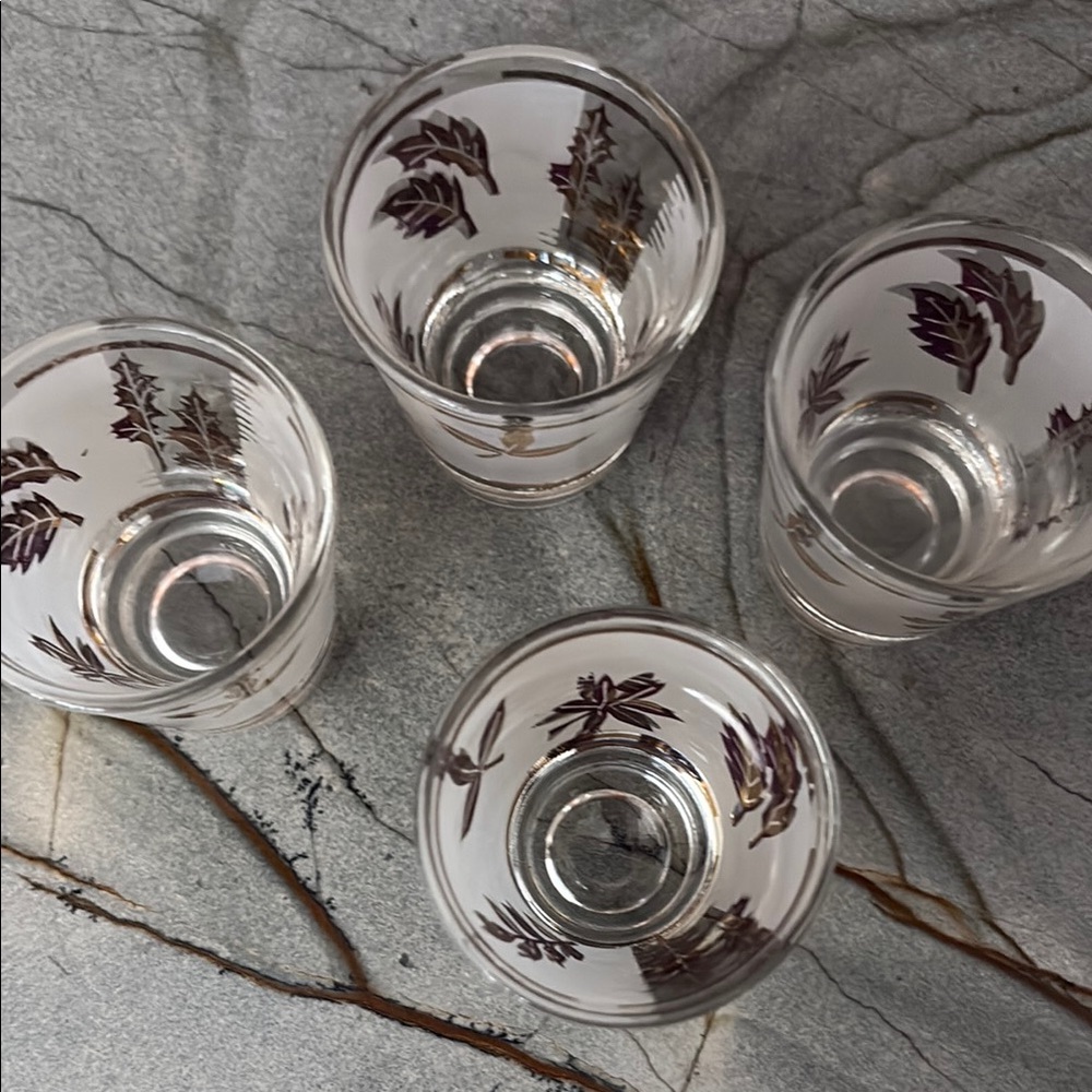 Vintage Floral Gold-Trim Shot Glasses - Set of 4
